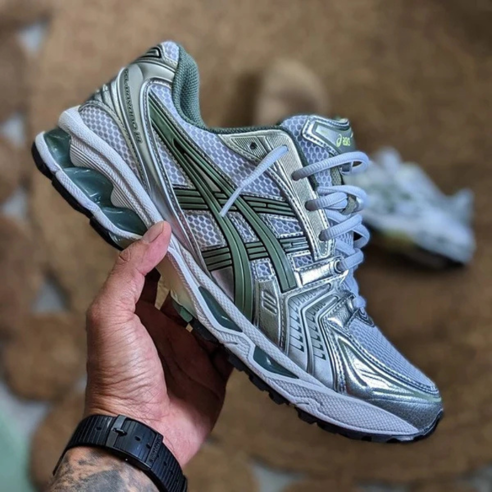 gel sneakers