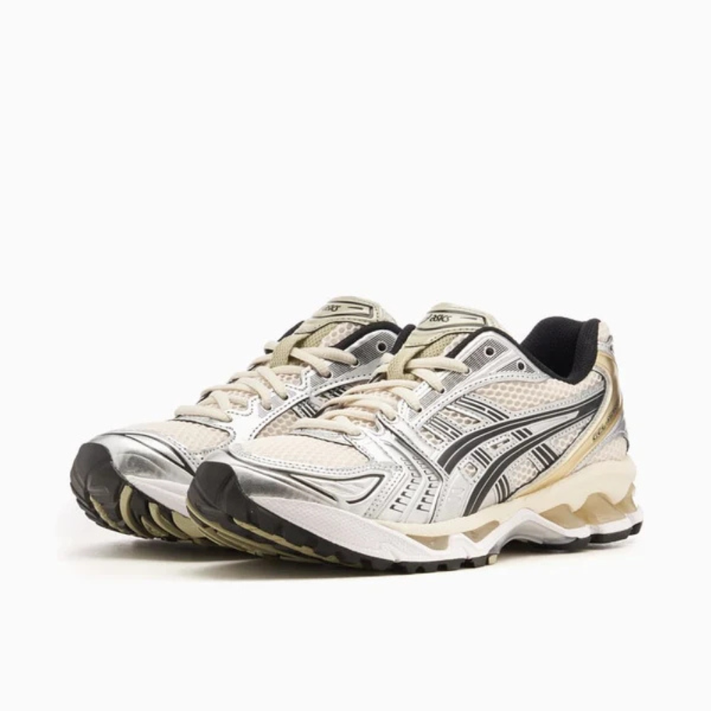gel sneakers